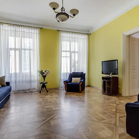 On Teatralna Street * Lviv