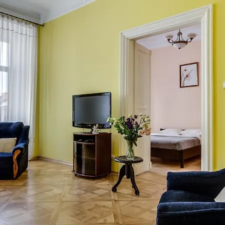 On Teatralna Street Apartament